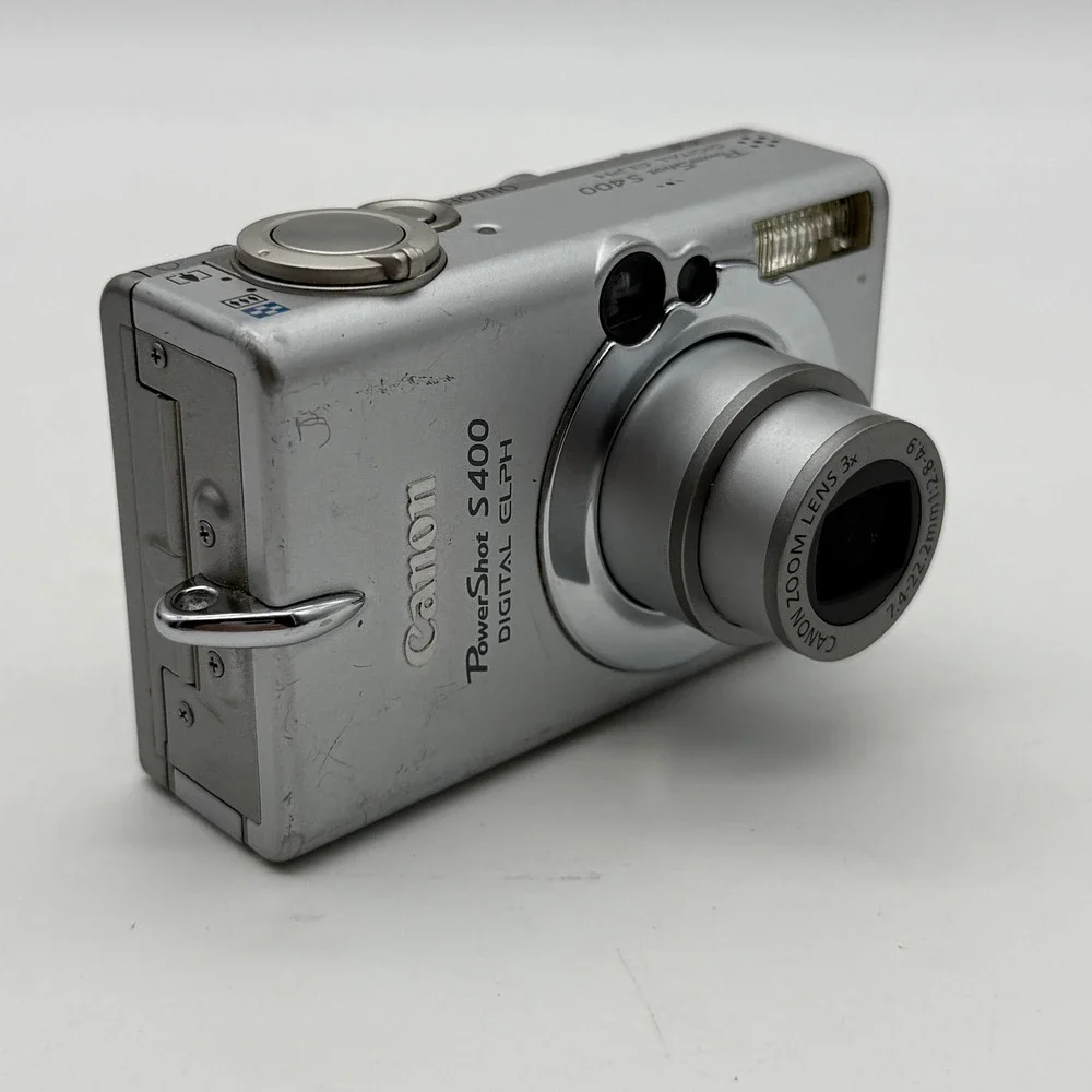 Canon PowerShot S400 Digital ELPH Camera Silver 4.0MP Bundle Tested